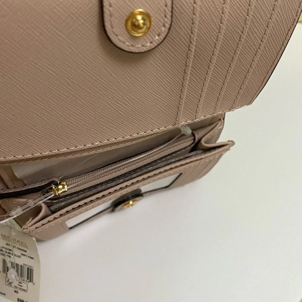 Soft Pink MK Wallet - Picture 2 of 7